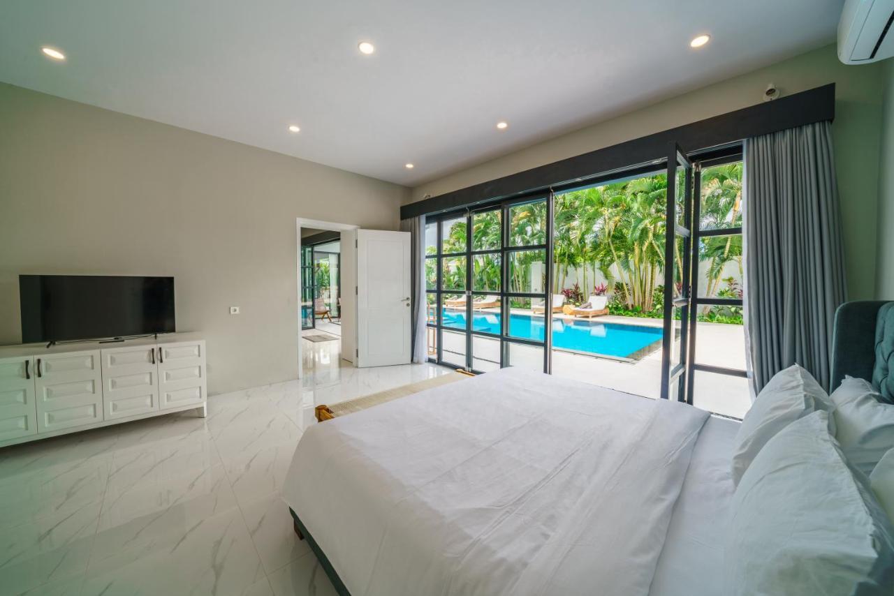 Villa Okenada - Modern 5-Bedroom Pool Villa In Berawa! Canggu Εξωτερικό φωτογραφία