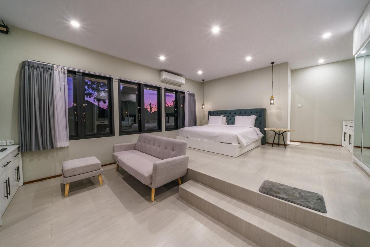 Villa Okenada - Modern 5-Bedroom Pool Villa In Berawa! Canggu Εξωτερικό φωτογραφία