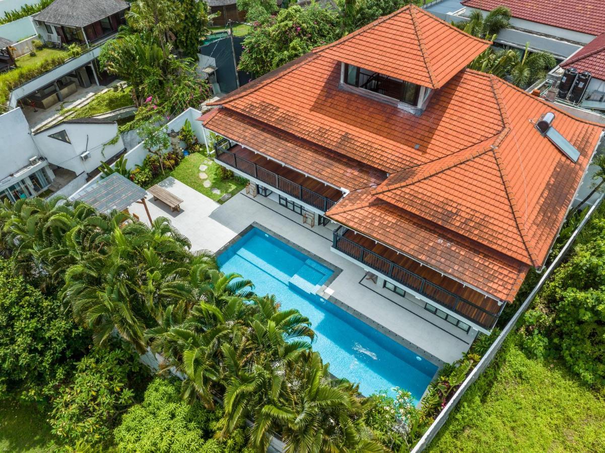 Villa Okenada - Modern 5-Bedroom Pool Villa In Berawa! Canggu Εξωτερικό φωτογραφία