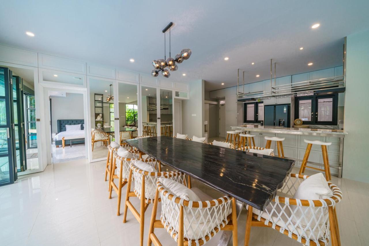 Villa Okenada - Modern 5-Bedroom Pool Villa In Berawa! Canggu Εξωτερικό φωτογραφία